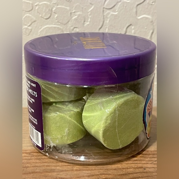 NEW DISNEY VILLAINS Eucalyptus & Mint Scented Shower Melts Set Of 5 - Picture 3 of 4